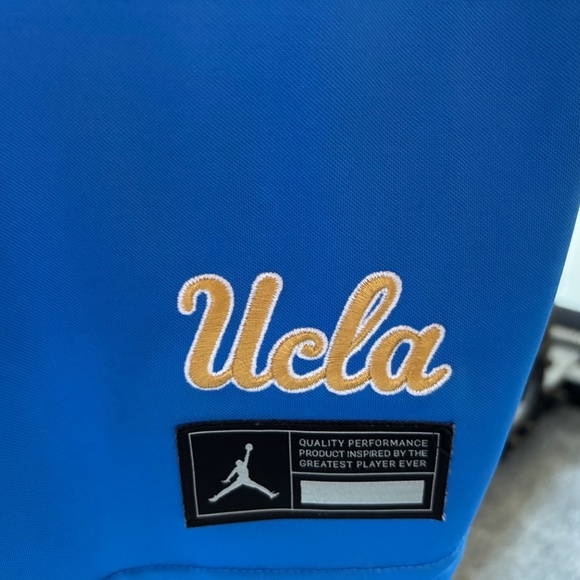UCLA jersey - Picture 4 of 4